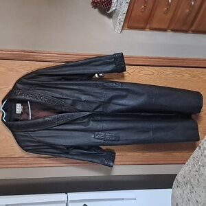 Vintage Ladies Maggie Lawrence Black Leather Embroidered Trench Coat Sz. M